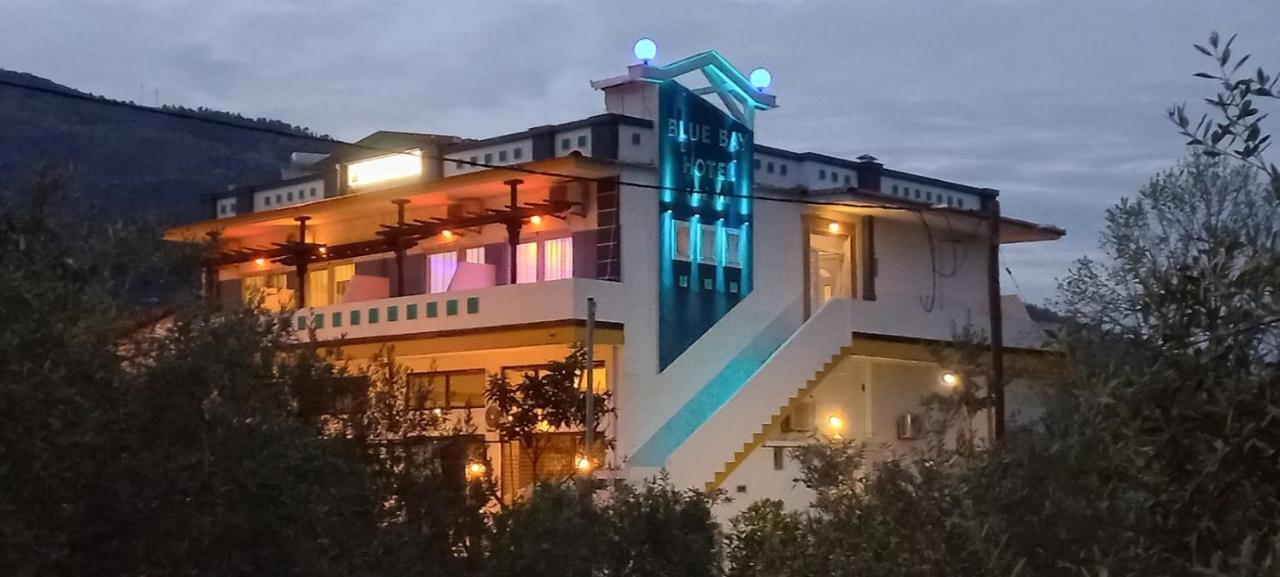 Blue Bay Beach Hotel Koinira Buitenkant foto